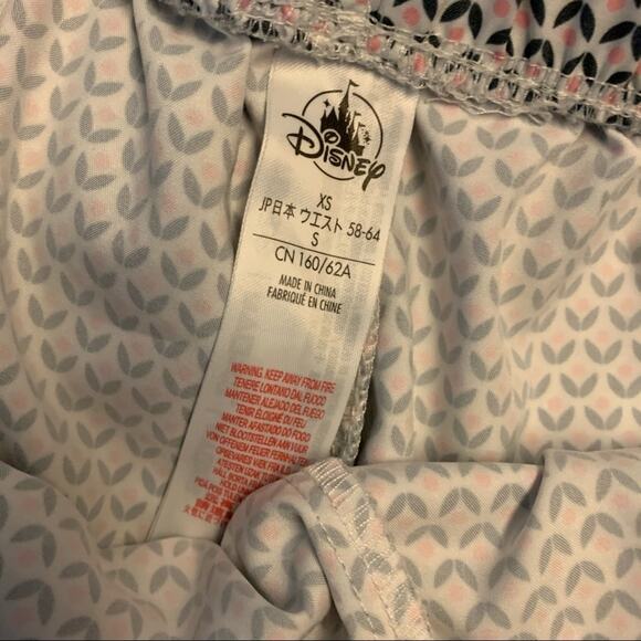 Disney Animators Collection Lounge Shorts XS - Picture 6 of 8